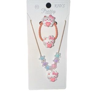 Kitty hair accessories‎ and necklace